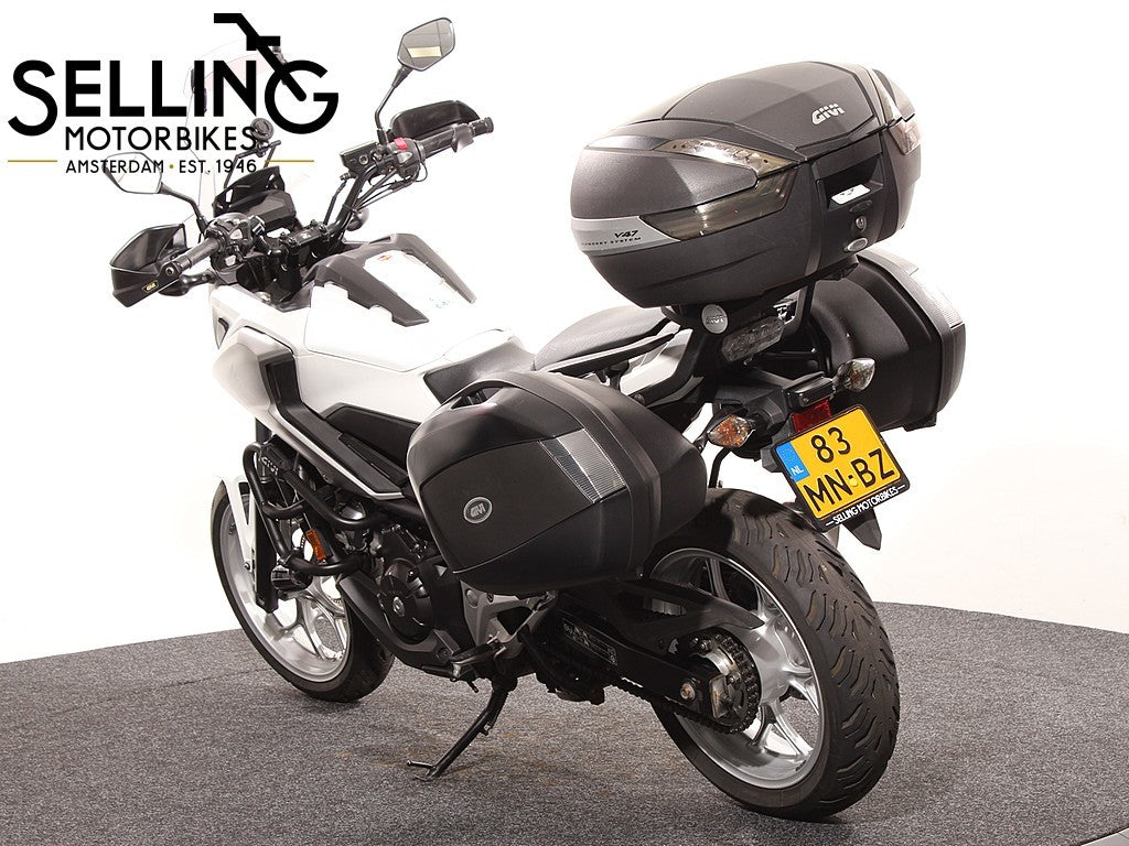 NC 750 X DCT