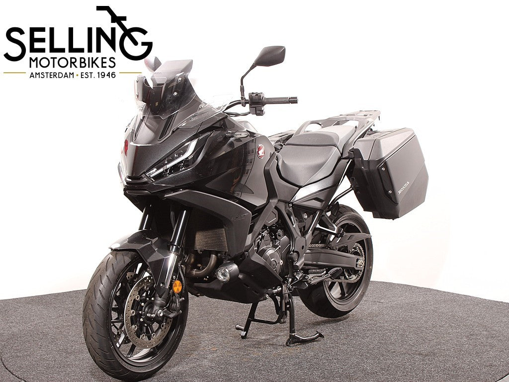 NT 1100 DCT