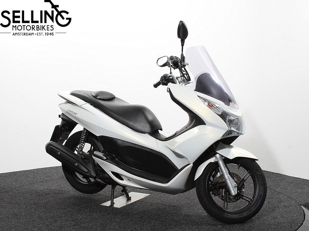 PCX 125