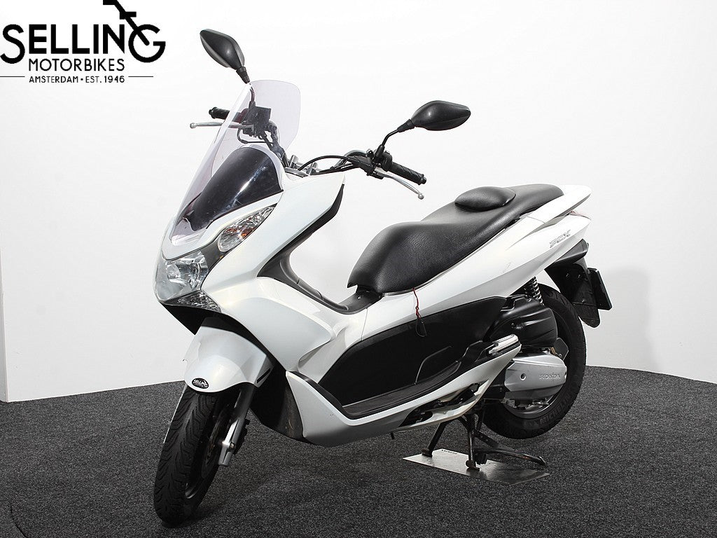 PCX 125
