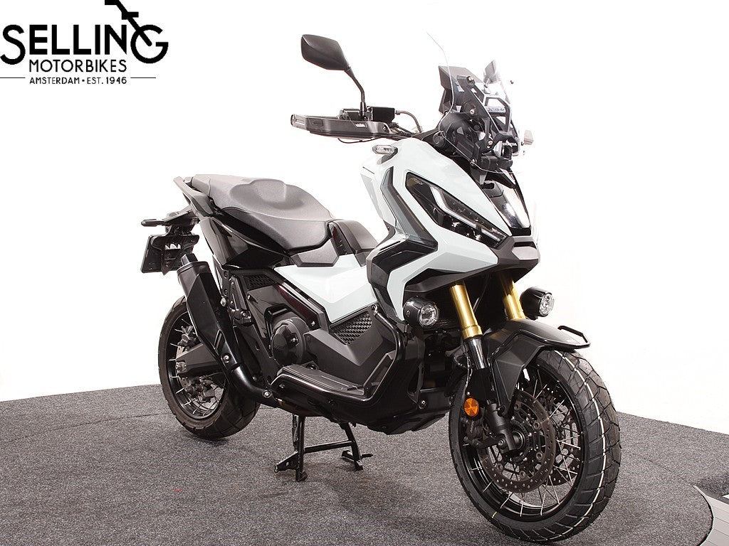 X-ADV 750 B187 Puco Blue