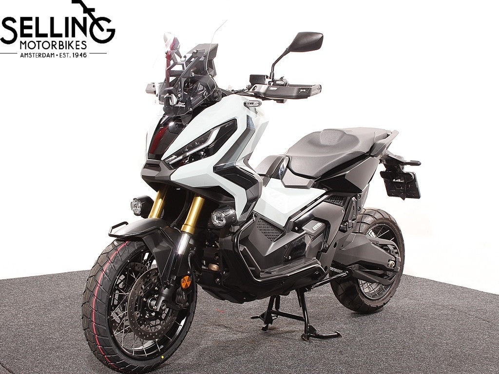 X-ADV 750 B187 Puco Blue