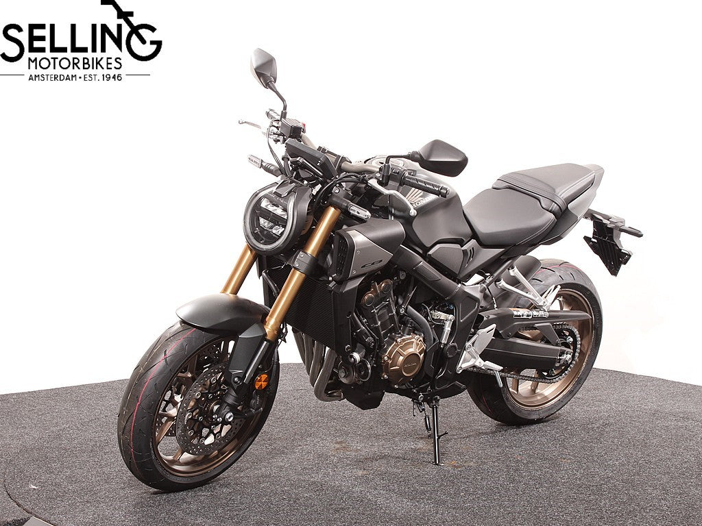 CB 650 R
