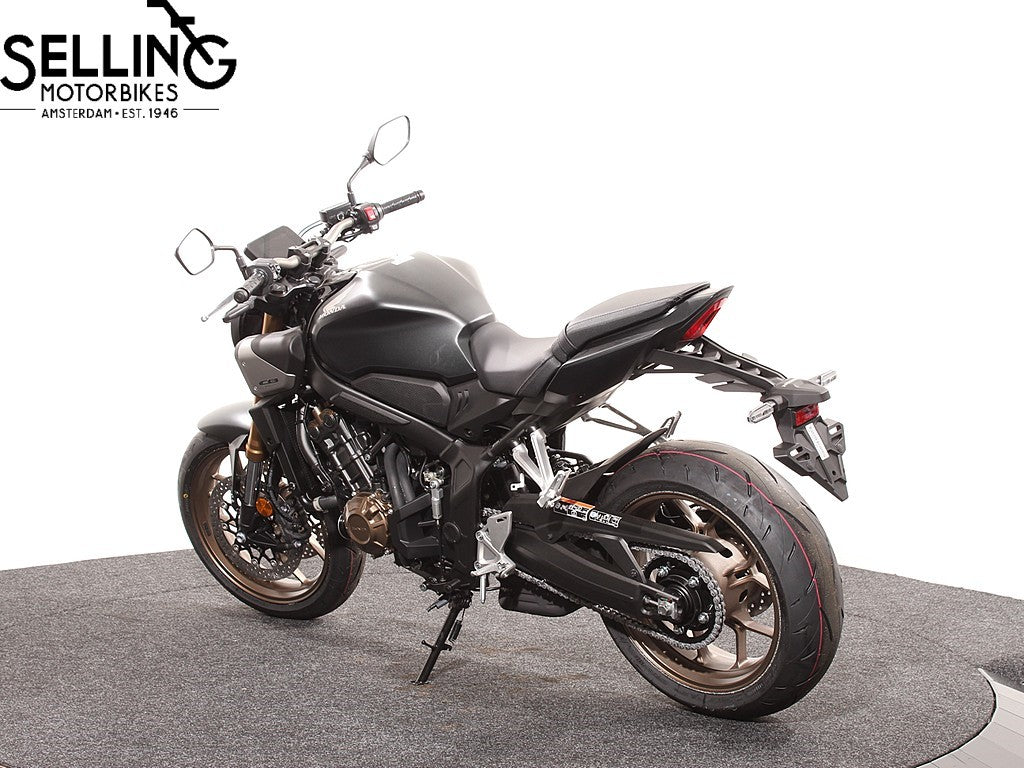 CB 650 R