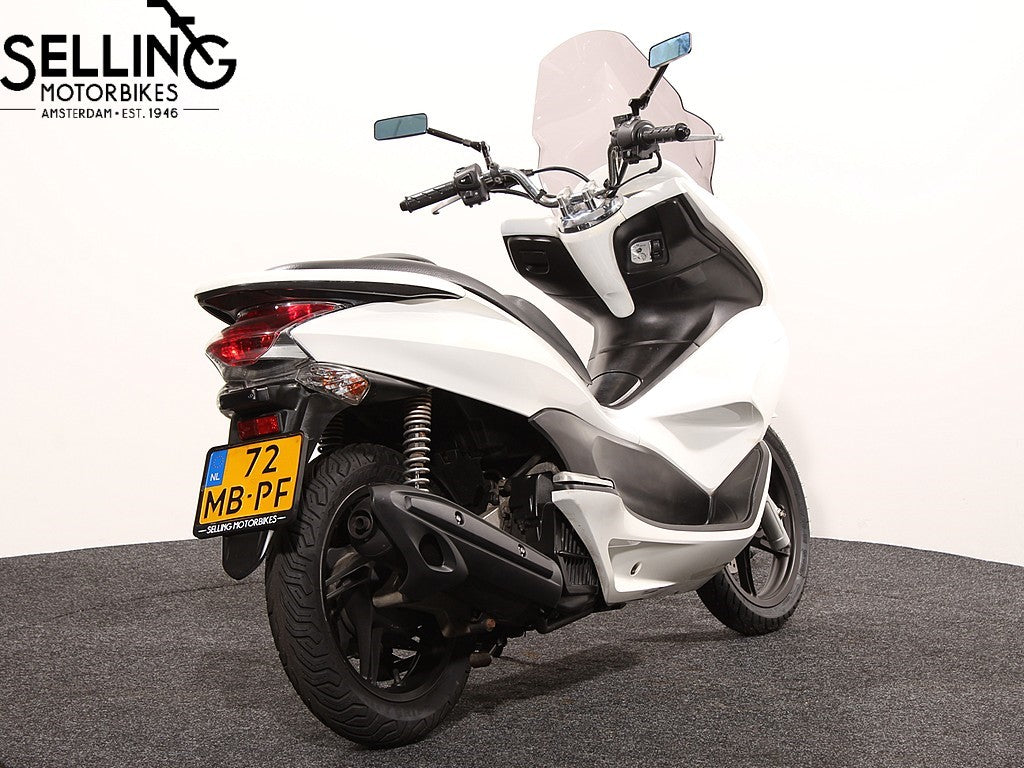 PCX 125