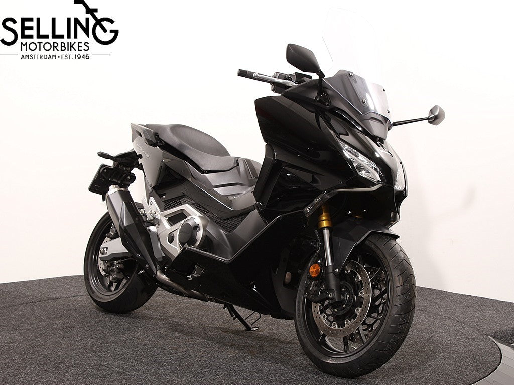 NSS 750 Forza