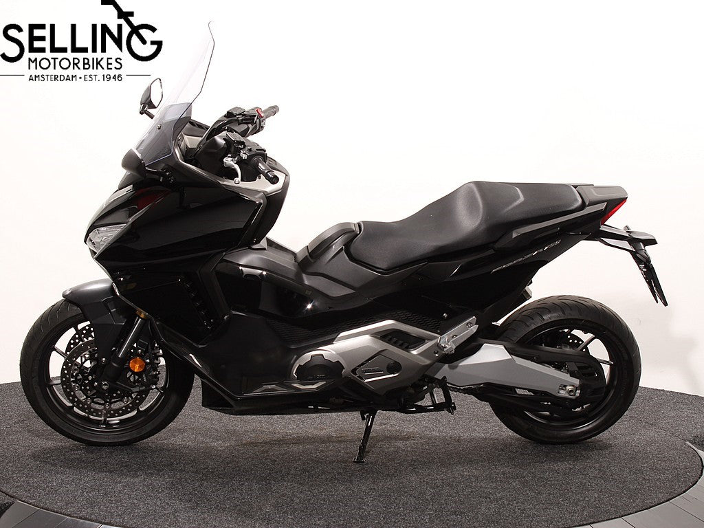 NSS 750 Forza