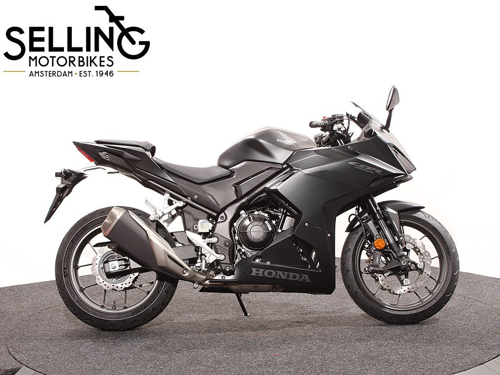 CBR 500 R Mat Gunpowder Black Metallic