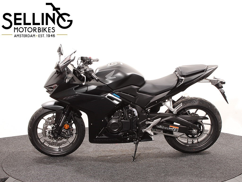 CBR 500 R Mat Gunpowder Black Metallic