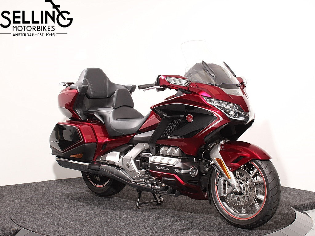 GL 1800 DCT