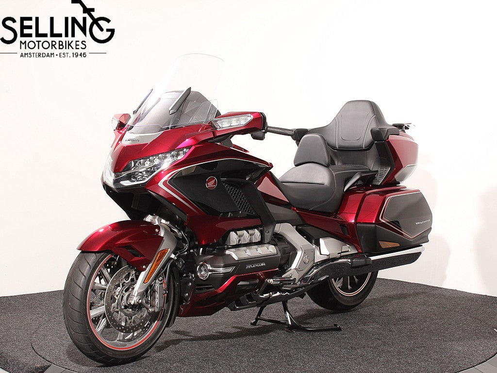 GL 1800 DCT