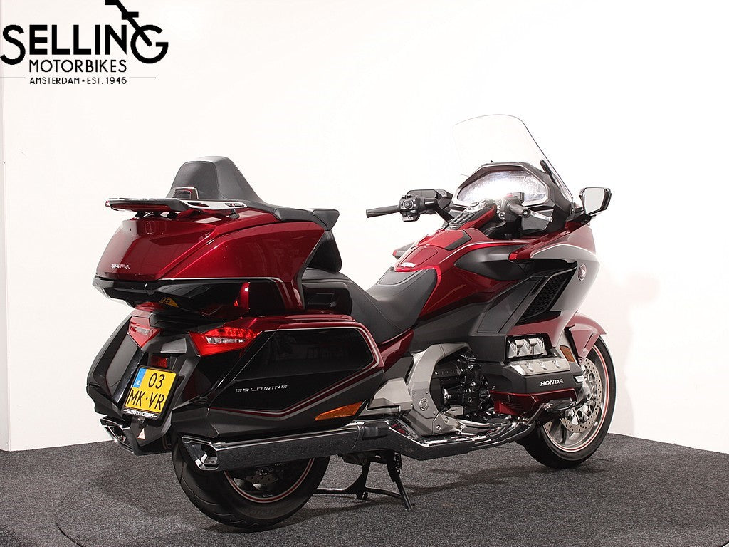 GL 1800 DCT