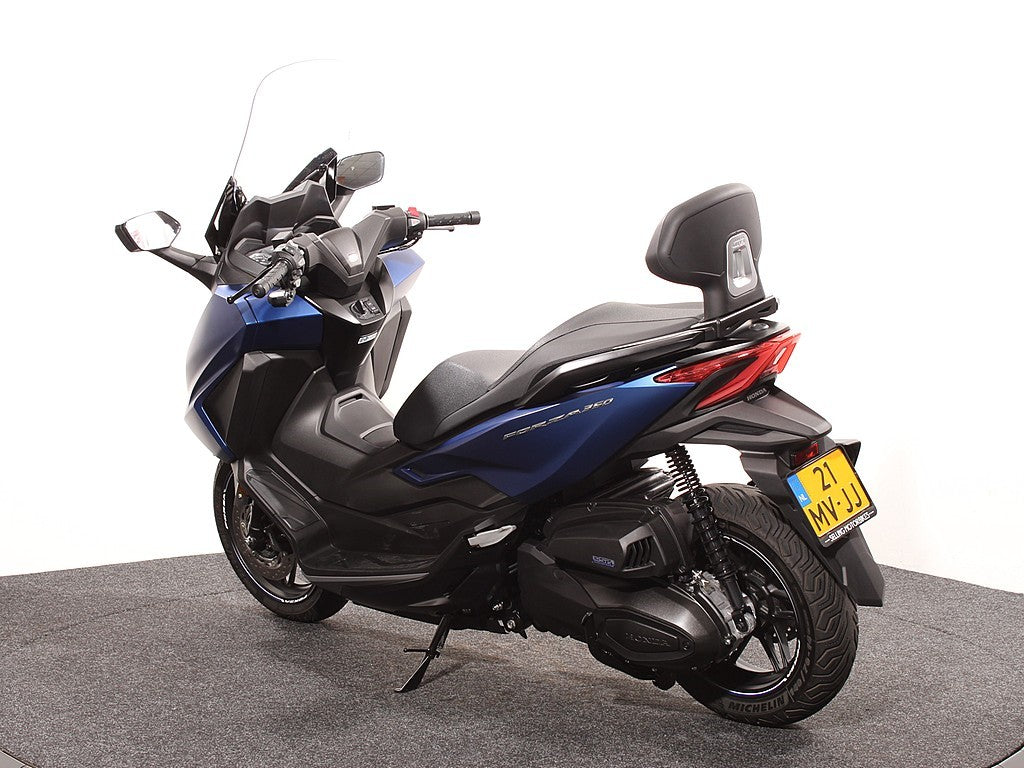 NSS 350 Forza PB397 Mat Pearl Pacific Blue