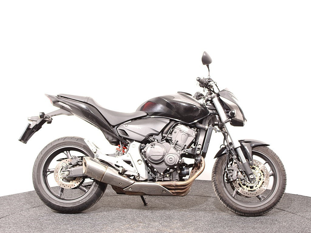 CB 600 F