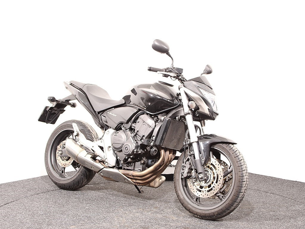 CB 600 F