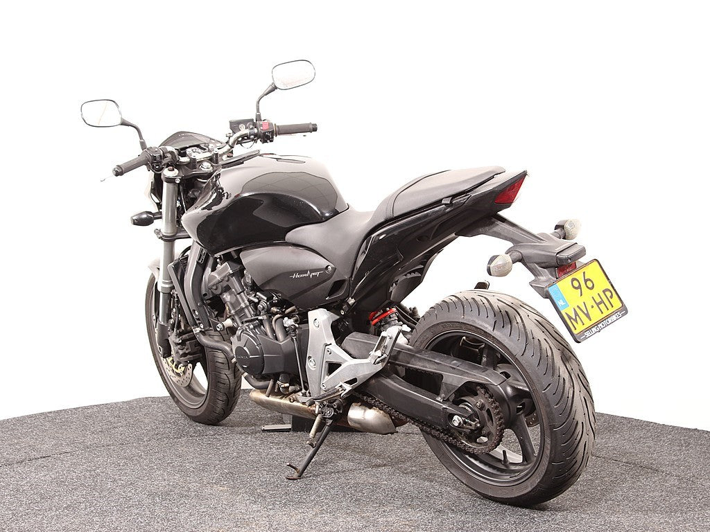 CB 600 F