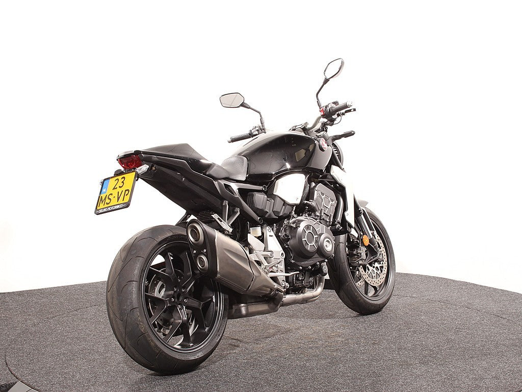 CB 1000 R