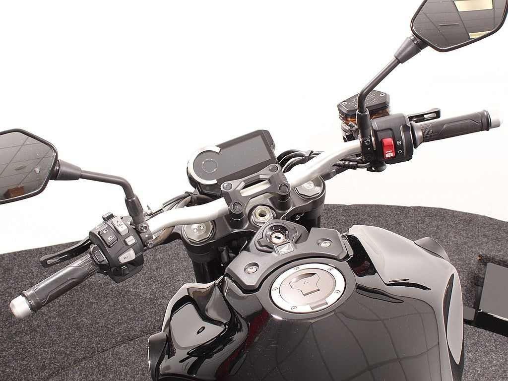 CB 1000 R