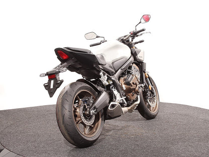 CB 650 RC Pearl Smoky Gray