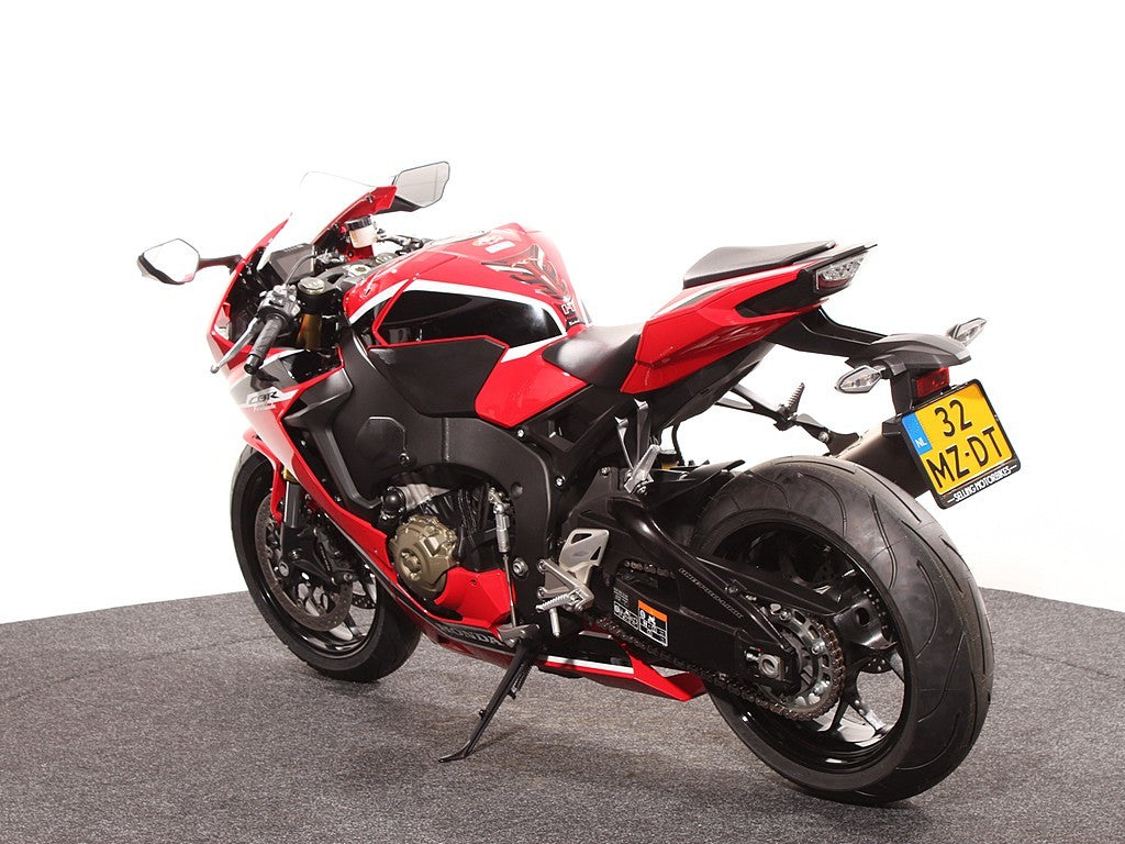 CBR 1000 RR