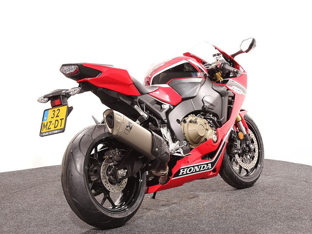CBR 1000 RR