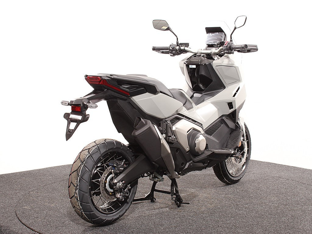 X-ADV 750
