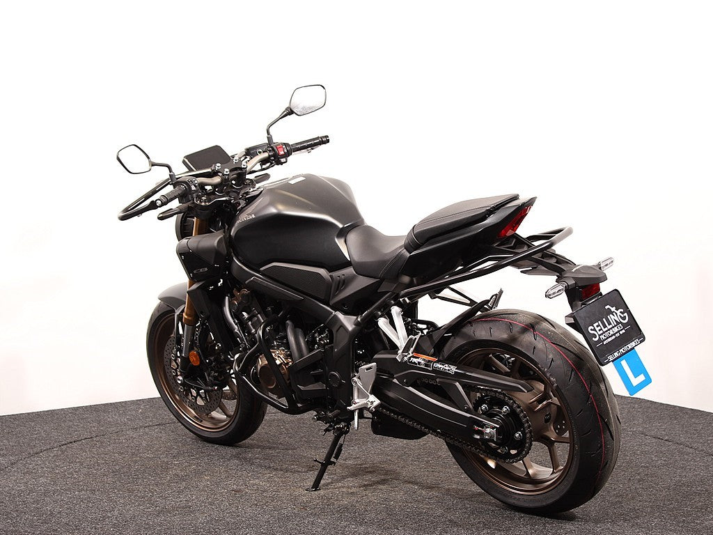 CB 650 R Neo Sports Café TOUR